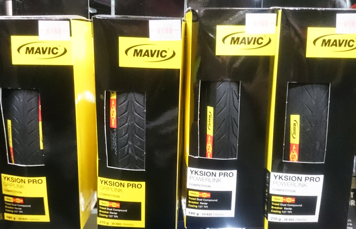 MAVIC(マヴィック)イクシオン グリップリンク・パワーリンクの特徴比較 | ロードバイクタイヤ徹底比較.com